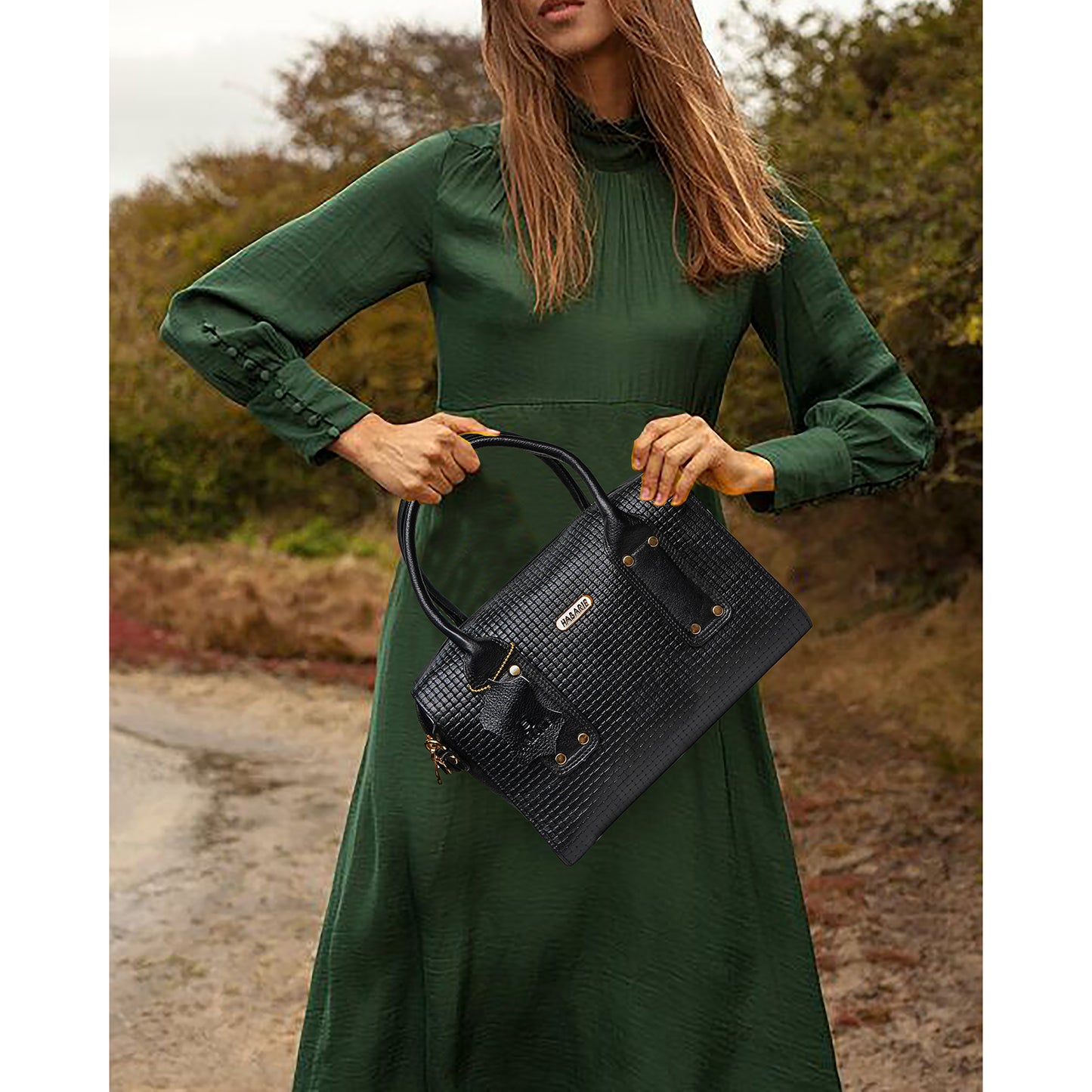 CLASSIC CARRYALL HAND BAG 022-Black